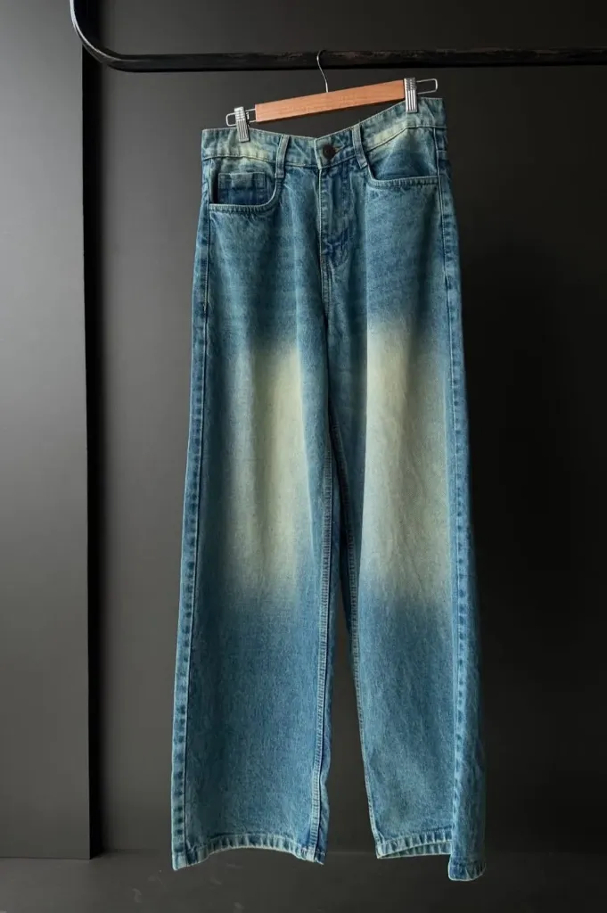 Wide leg Baggy jeans (28)